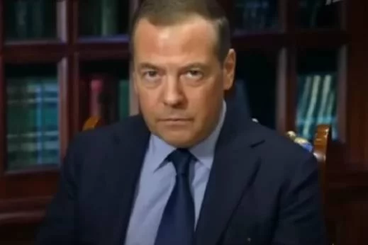 Medwiediew w telewizji mówi wierszem o śmierci Polski. Cytuje Tiutczewa