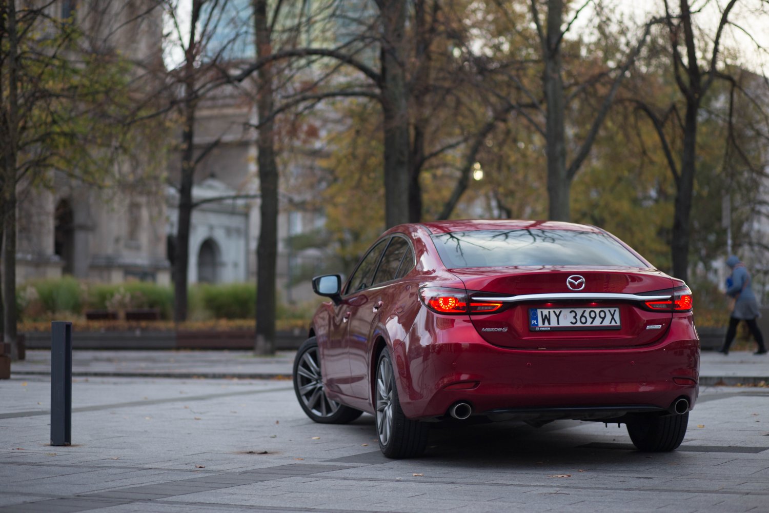 Nowa Mazda 6 urzeka wyglądem i komfortem.
