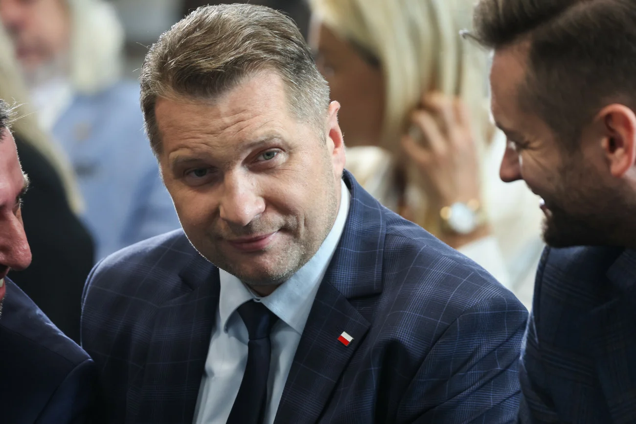 Czy Przemysław Czarnek blokuje promocję szczepień przeciw HPV w szkołach, bo chce uniknąć kłopotów przed wyborami?