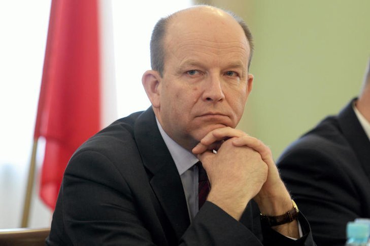 Konstanty Radziwiłł miał przymusowo wysłać do walki z koronawirusem pracowników z Łochowskiej Woli pod Warszawą.