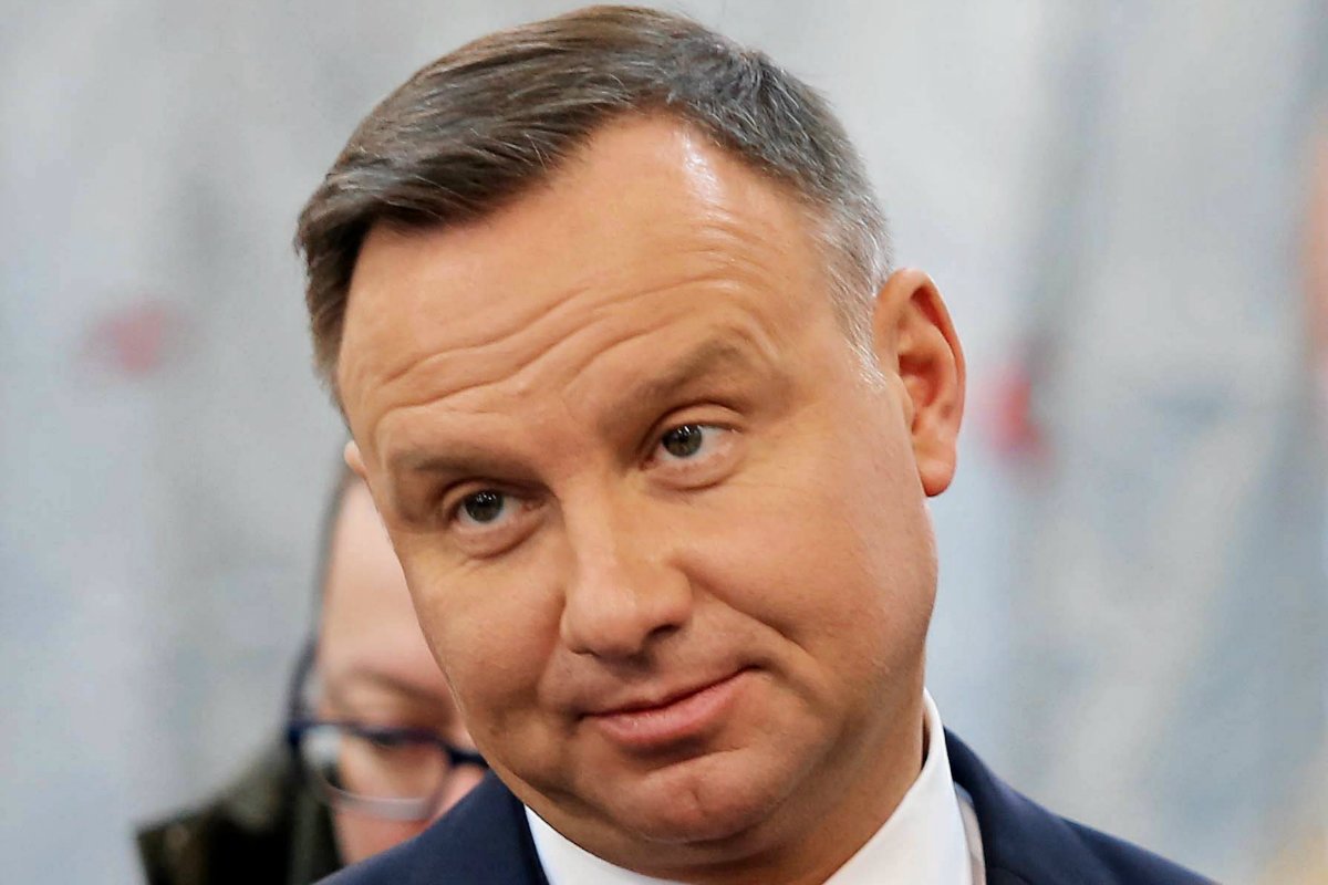 Andrzej Duda pogratulował prawdopodobnemu zwycięzcy wyborów prezydenckich na Ukrainie Wołodymorowi Zełenskiemu już po ogłoszeniu sondażowych wyników exit poll.