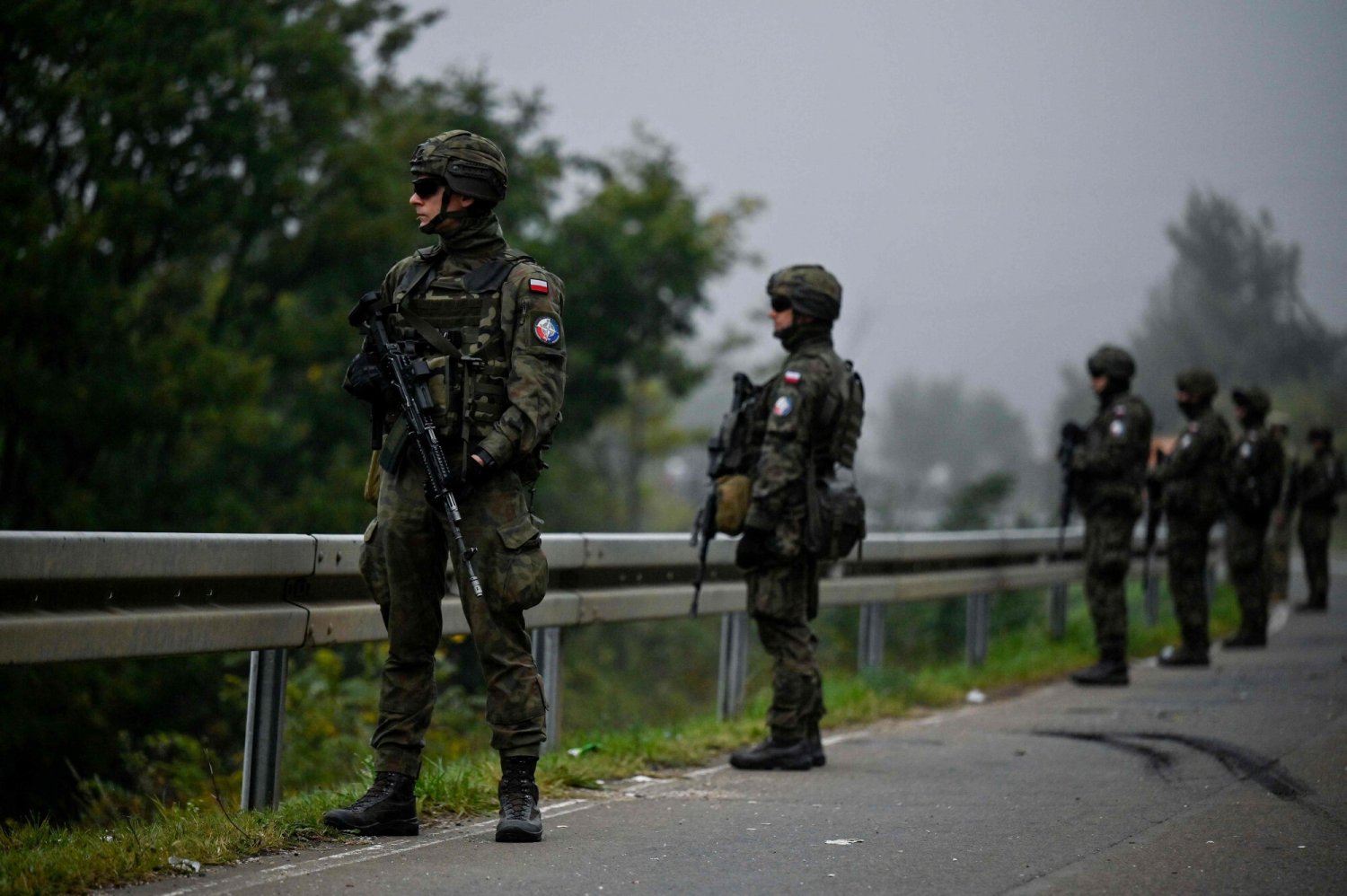 Napięta sytuacja pomiędzy Serbią a Kosowem. Na zdjęciu żołnierze NATO w pobliżu granicy.