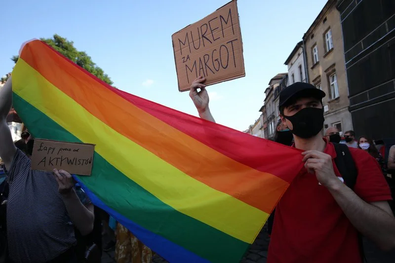 Naukowcy, duchowni i opozycjoniści PRL podpisują się pod poręczeniem za Margot.
