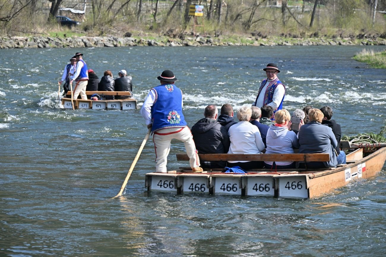 Spływ Dunajcem największą atrakcją Pienin. Problemem może być cena