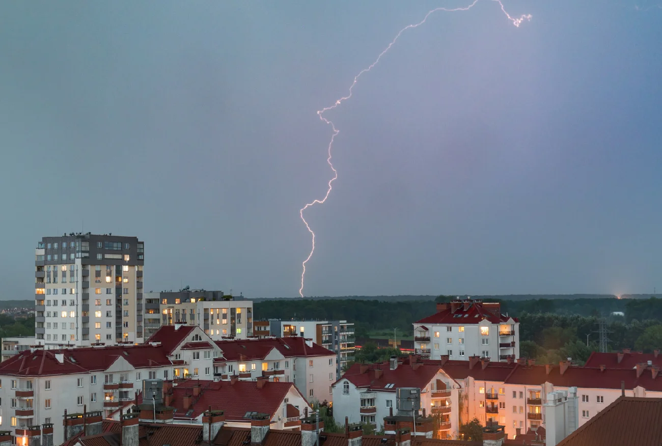 Pogoda na weekend. IMGW wydało alerty pogodowe.