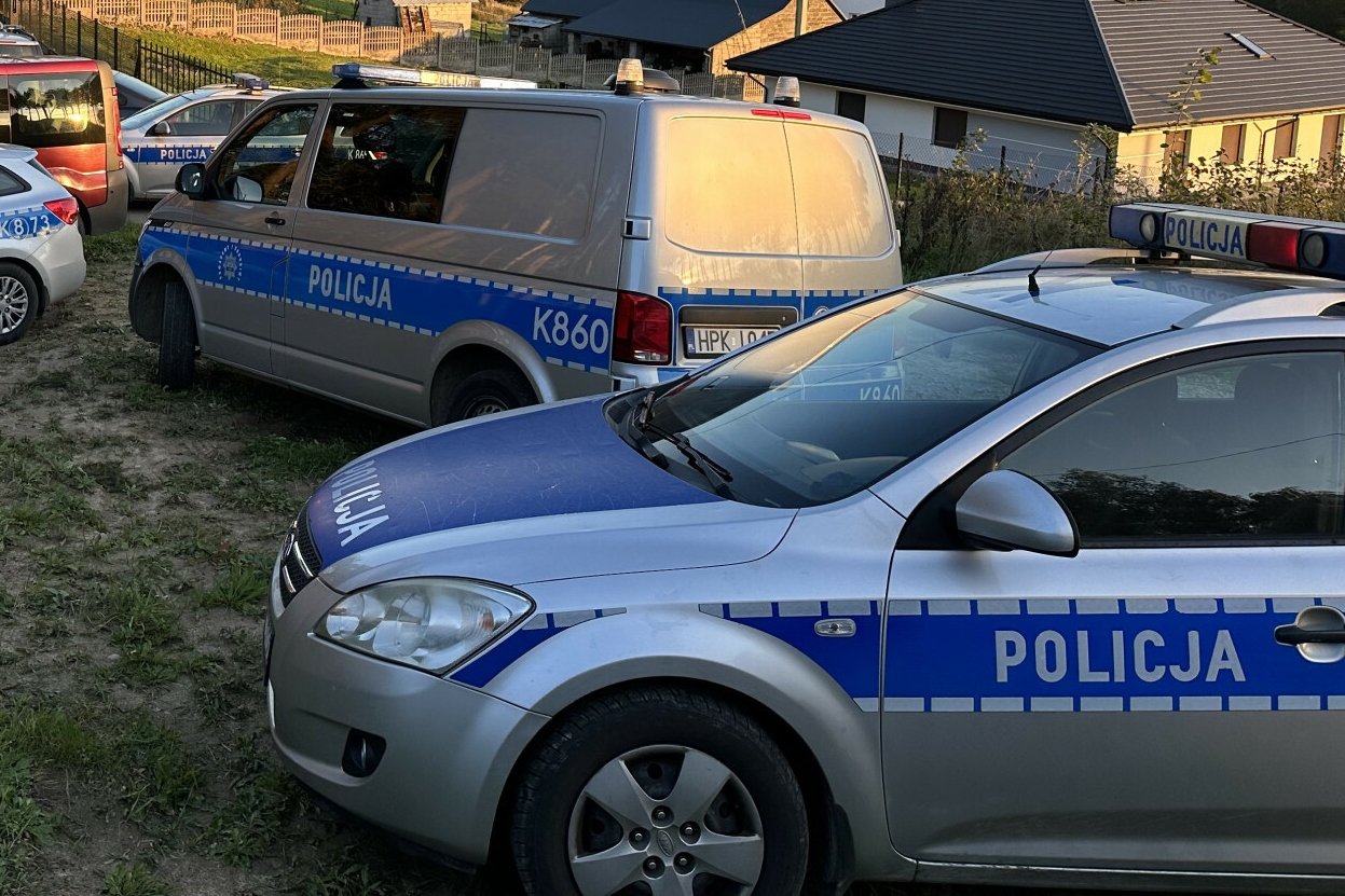 Herby na Śląsku. W mieszkaniu odkryto ciało kobiety i dwójki małych dzieci (zdjęcie ilustracyjne).