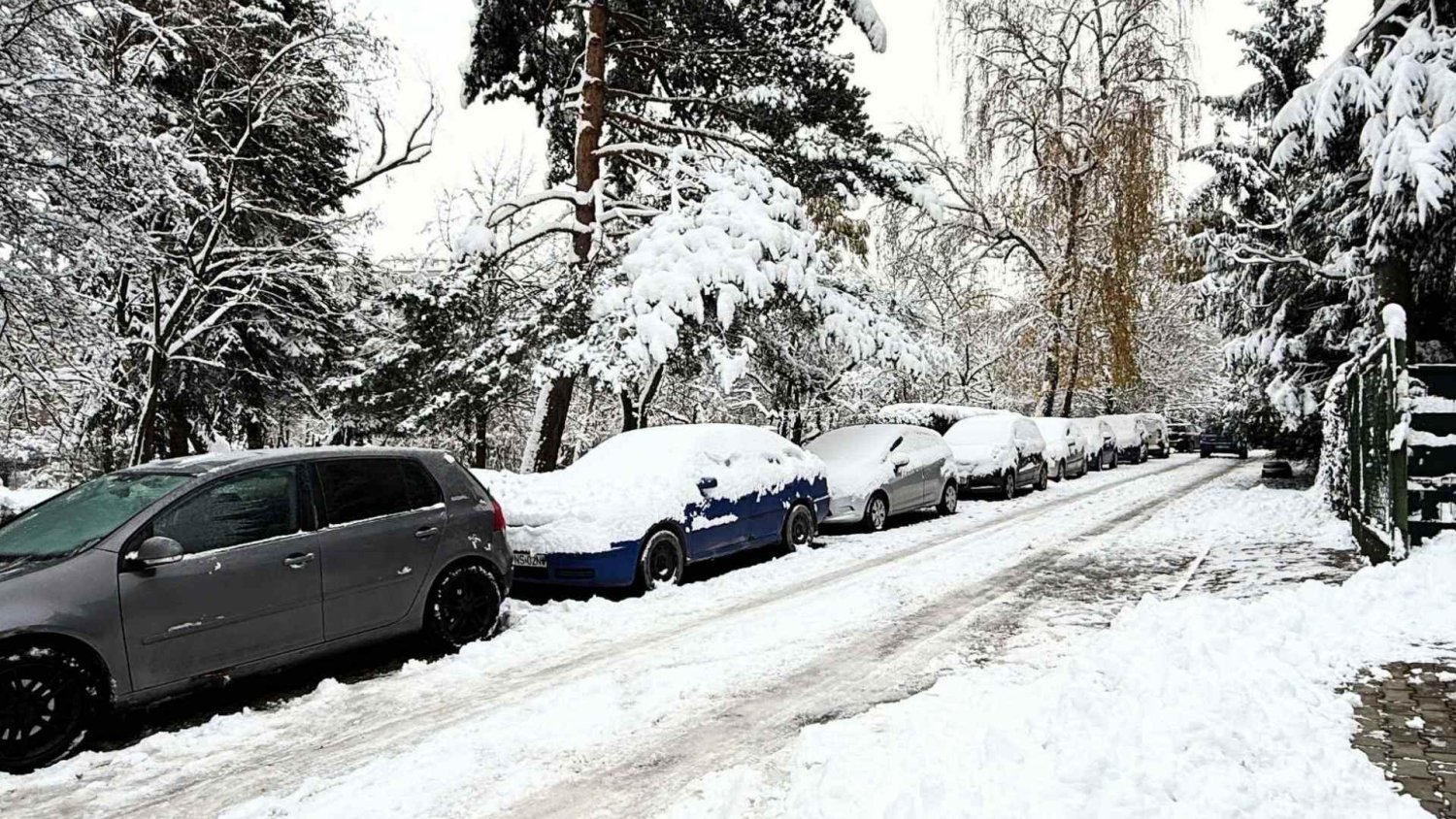 Burze nad Polską i choćby 25 cm śniegu w najbliższe dni. Wskazali mapę ryzyka