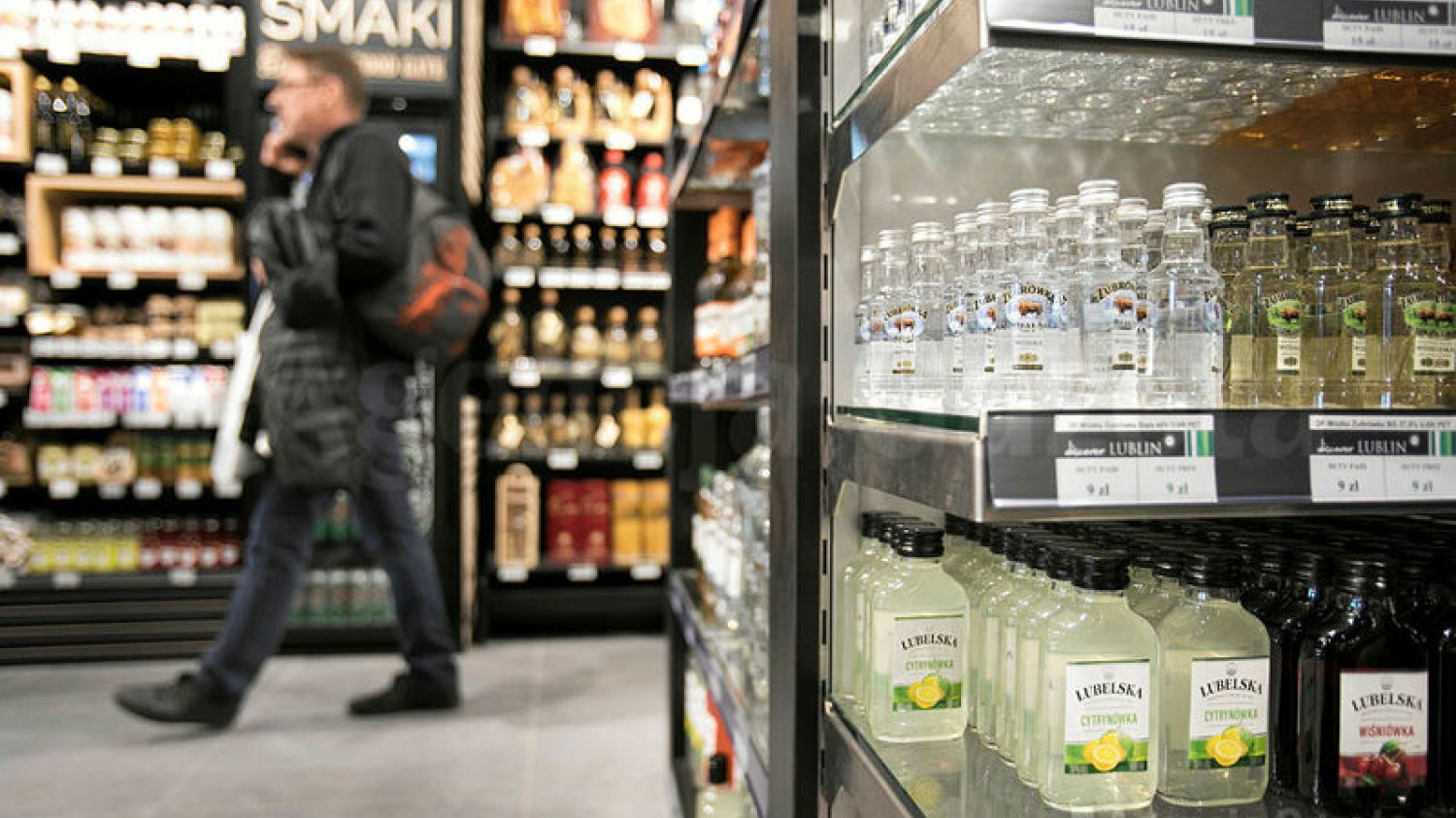 Kaczyński nie zgadza się na ograniczenia w sprzedaży alkoholu