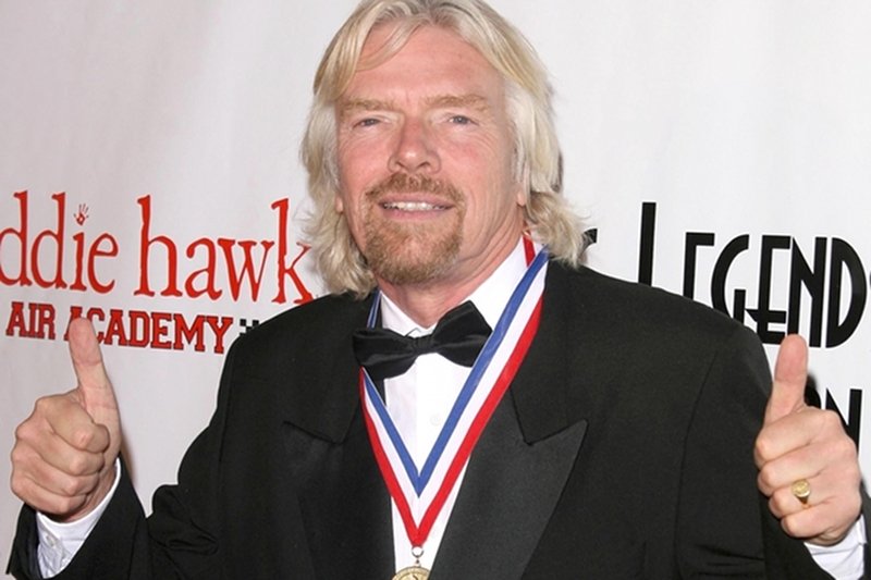 Richard Branson to jeden z najbardziej charyzmatycznych miliarderów na świecie. Brytyjczyk przekonuje, żeby niczego w biznesie i życiu nie żałować.