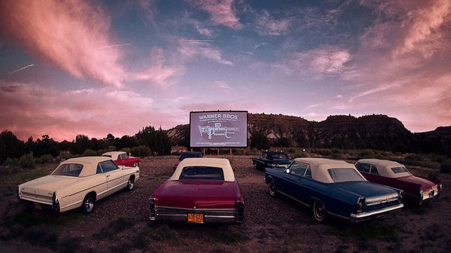 Kino samochodowe