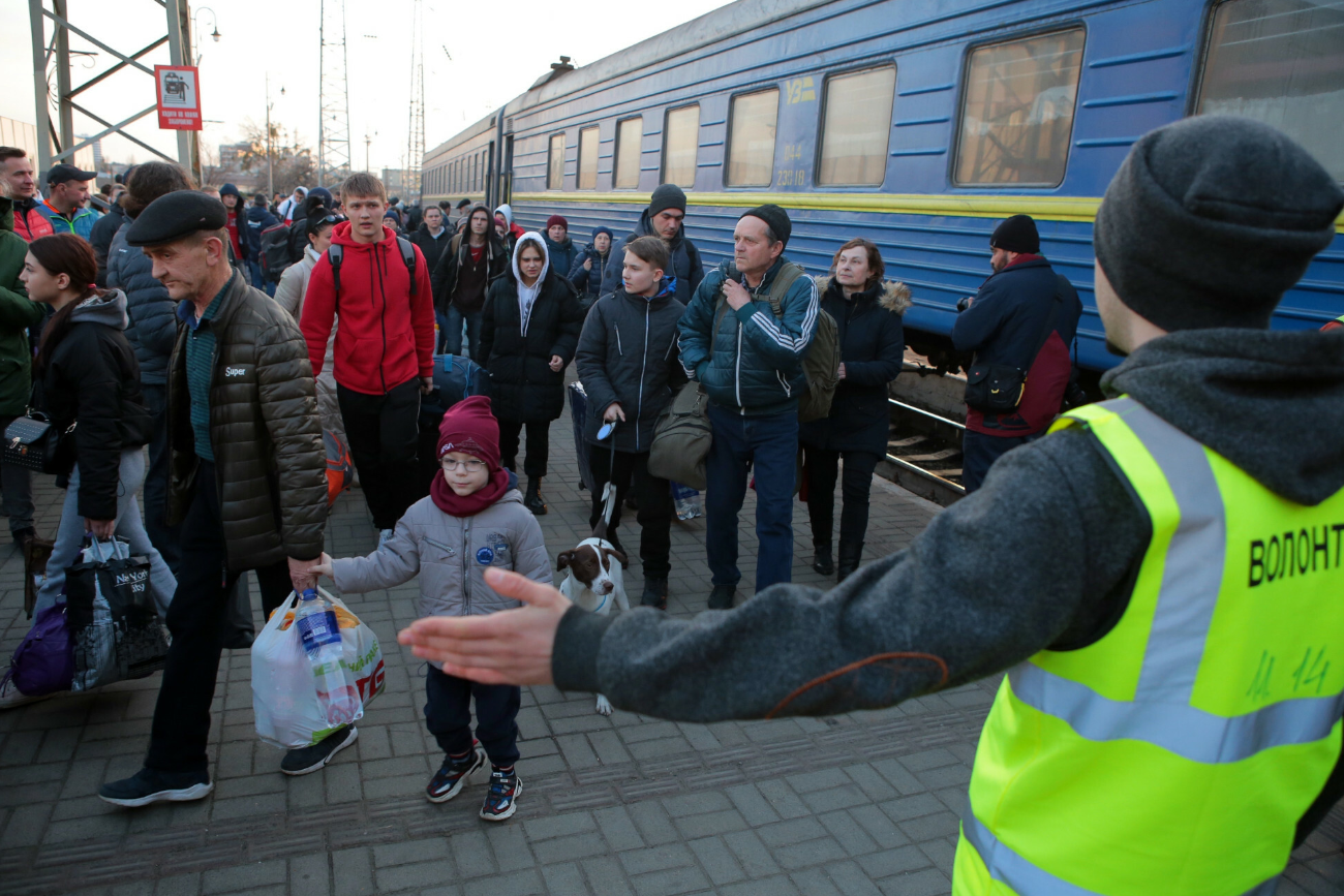 Wiadomo, ilu ukraińskich uchodźców przyjęła Polska. Okazuje się, że wcale nie jesteśmy liderem