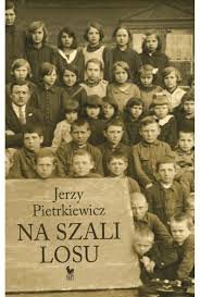 Jerzy Pietrkiewicz
Na sali losu