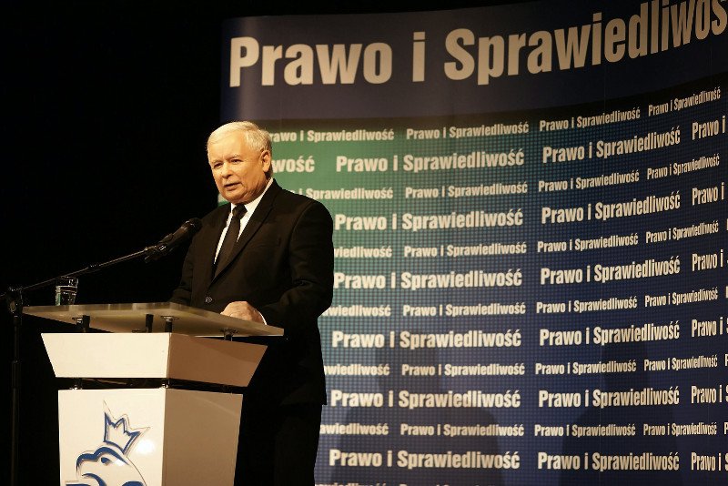 Jarosław Kaczyński widzi dwie alternatywy – albo spokojne rządy PiS, albo chaos.