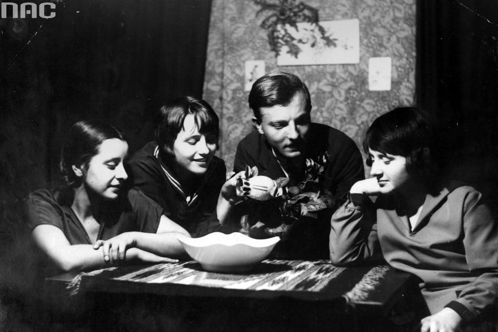 Andrzejkowa impreza bez wróżb? Nie do pomyślenia.