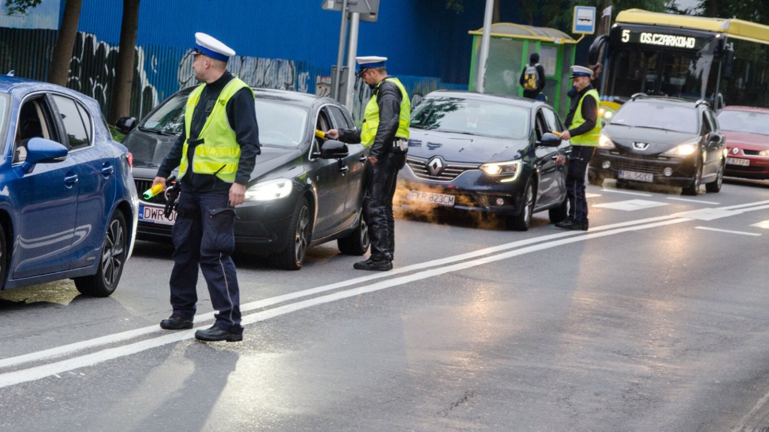 "Czarna lista". Rząd szykuje bat na kierowców, którzy nie płacą mandatów.