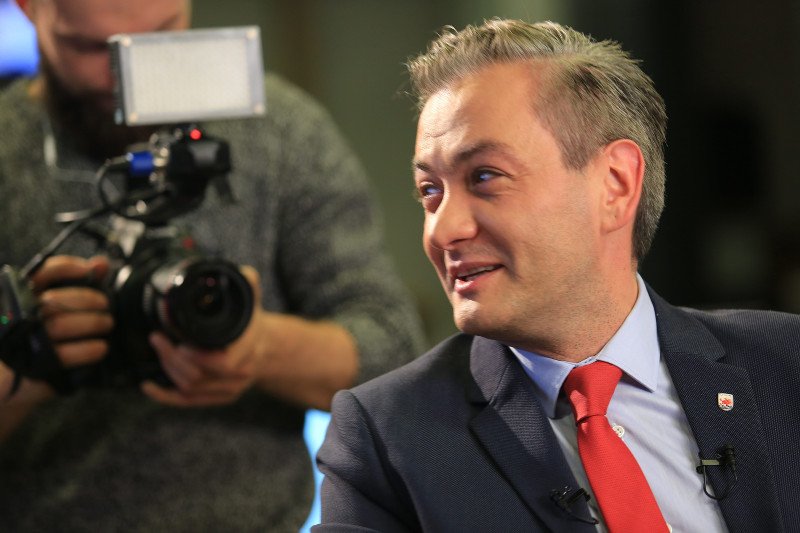 oSłupienie, czyli dycha w skali Biedronia. 10 cech Roberta Biedronia, dzięki którym cała Polska zazdrości Słupskowi