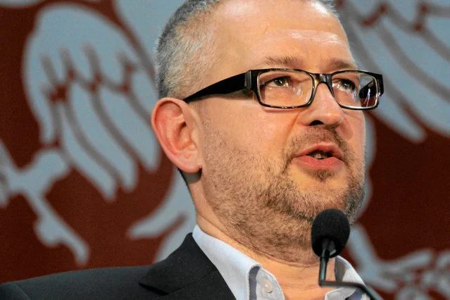 Rafał Ziemkiewicz na Twitterze pisze o  tym, że Antoniego Macierewicza czas zacząć podejrzewać o pederastię.