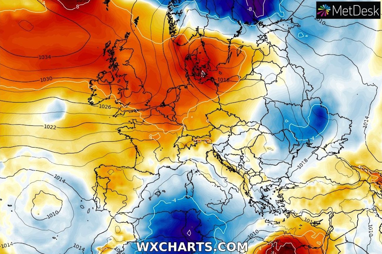 Słoneczna pogoda się utrzyma, ale może zrobić się chłodniej.