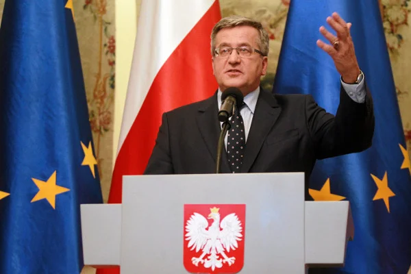 Bronisław Komorowski, nawet jako faworyt wyborów prezydenckich ma wiele słabości. Konkurencja łatwo je wykorzysta.