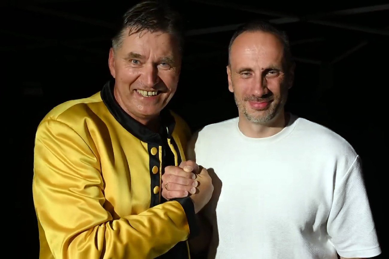 Sławomir Świeżyński i Janusz Kowalski nagrali wspólny filmik Sławomir Świeżyński z Bayer Full i Janusz Kowalski z Suwerennej Polski