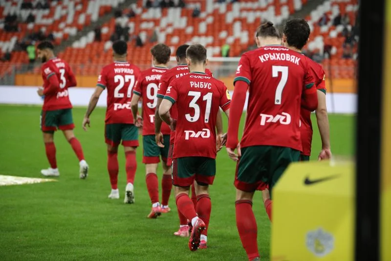 Grzegorz Krychowiak znów się nie popisał, Lokomotiw Moskwa przegrał Superpuchar Rosji po jego błędzie