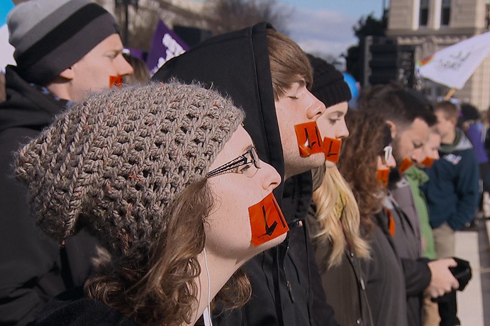 "Powrót do sprawy Roe: Prawa kobiet w politycznej grze" dokumentuje walkę Amerykanów o prawo aborcyjne