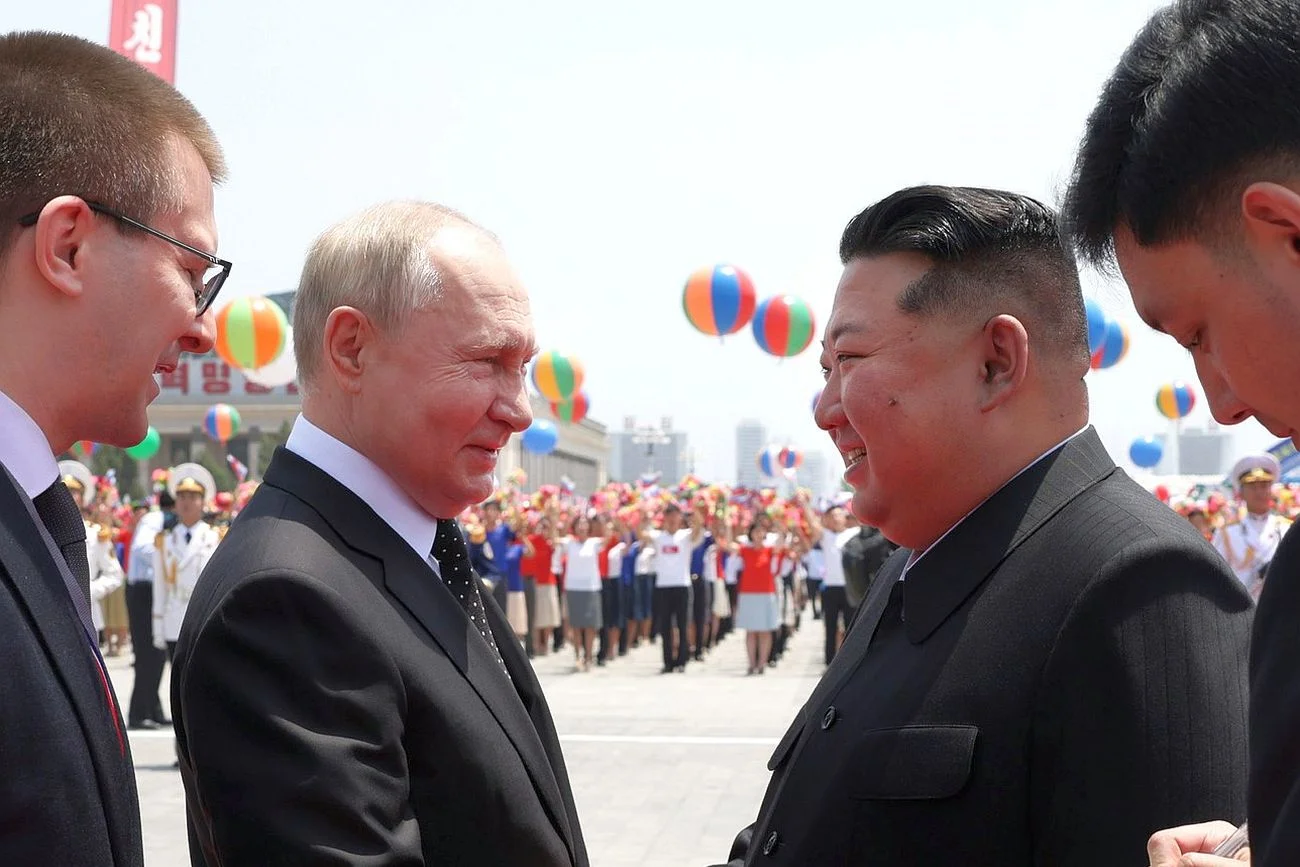 Towarzysze broni. Putin i wsparcie z Korei Północnej Towarzysze broni. Putin i wsparcie z Korei Północnej