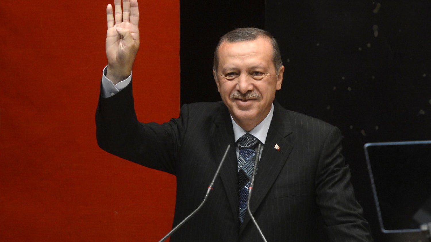 Recep Erdogan może się cieszyć z wyników niedzielnego referendum.