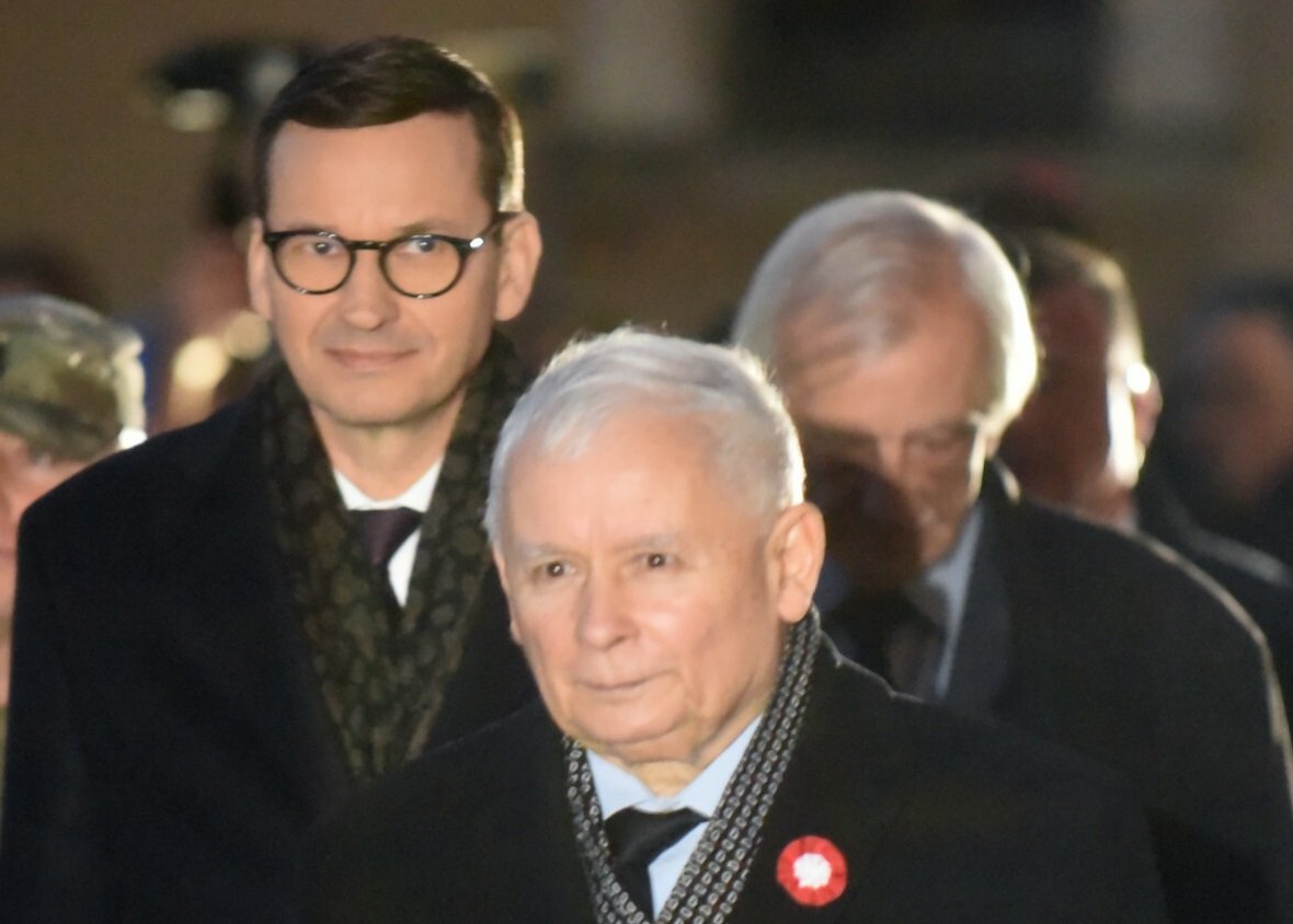 PiS, wg informacji Wprost, szykuje na wiosnę ofensywę, która ma poprawić ich notowania.