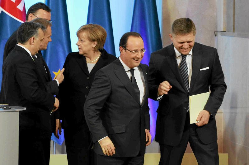 Angela Merkel i szefowie rządów Francji, Polski, Czech, Słowacji oraz Węgier. Czy oni także byli podsłuchiwani przez NSA?