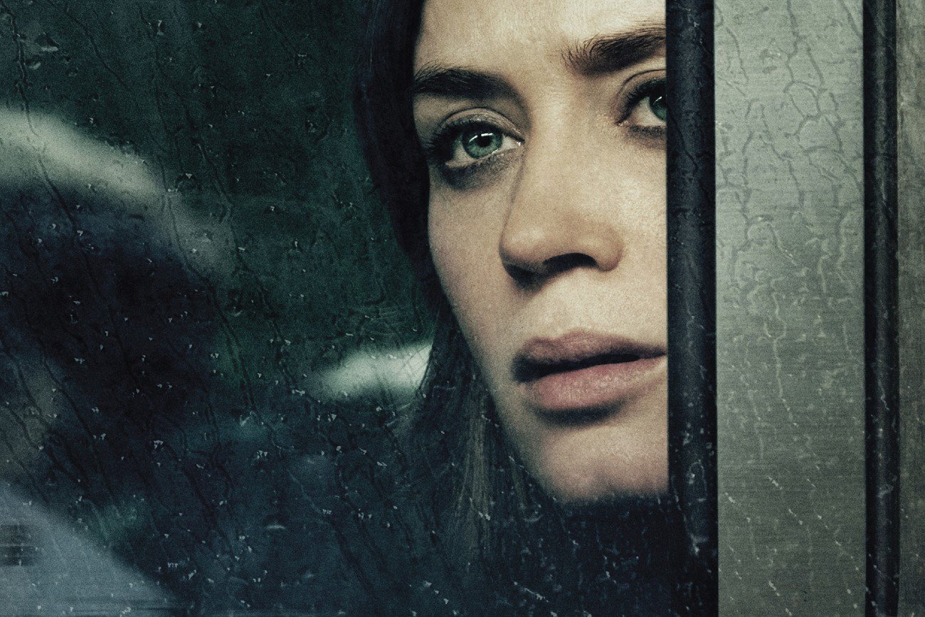 Paula Hawkins, autorka bestsellerów "Dziewczyna z pociągu" i "Zapisane na wodzie", wydała właśnie kolejny świetny thriller. Powieść "Powolne spalanie" ukaże się w polskich księgarniach już 31 sierpnia 2021 roku