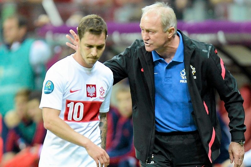 Moment, w którym Obraniak schodził z murawy w meczu Polska-Rosja