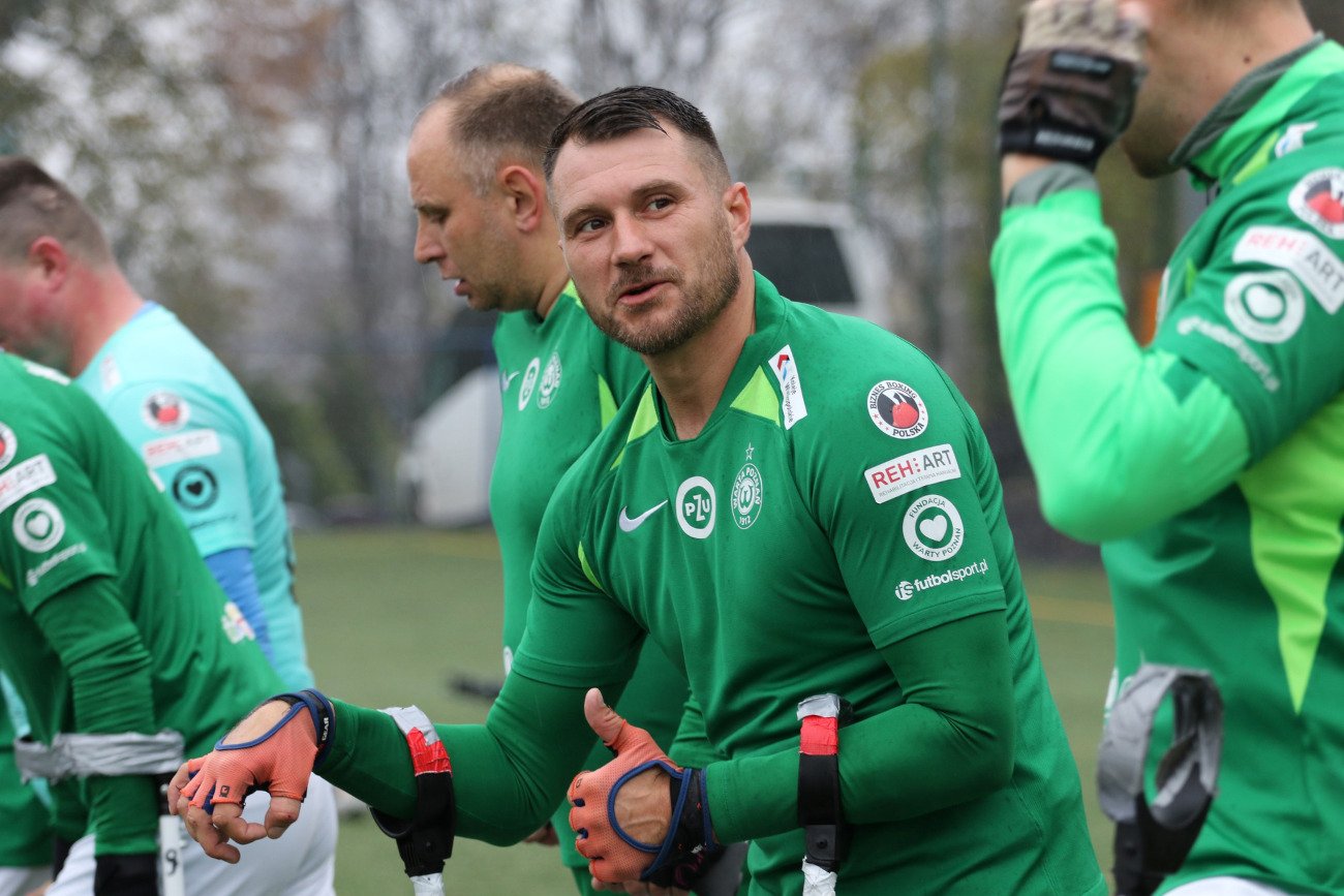 Marcin Oleksy znalazł się w gronie najlepszych z najlepszych. FIFA wyróżniła ampfutbolistę i jego pięknego gola.