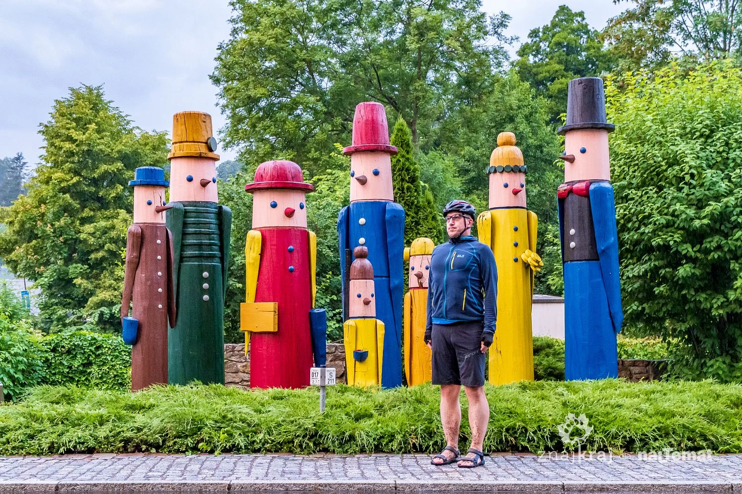 Dziadki do orzechów koło muzeum w Neuhausen