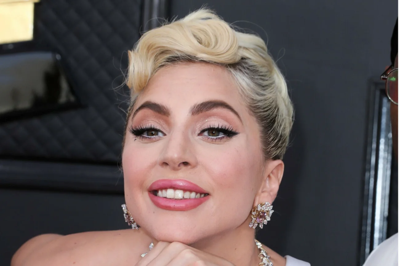 Czy słynna piosenkarka wcieli się w Harley Quinn? Wszystkie role Lady Gagi. [LISTA]
