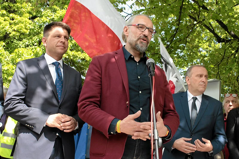 Przez pryzmat czasu wygląda na to, że KOD przyczynia się raczej do podziału opozycji niż jej zjednoczenia.