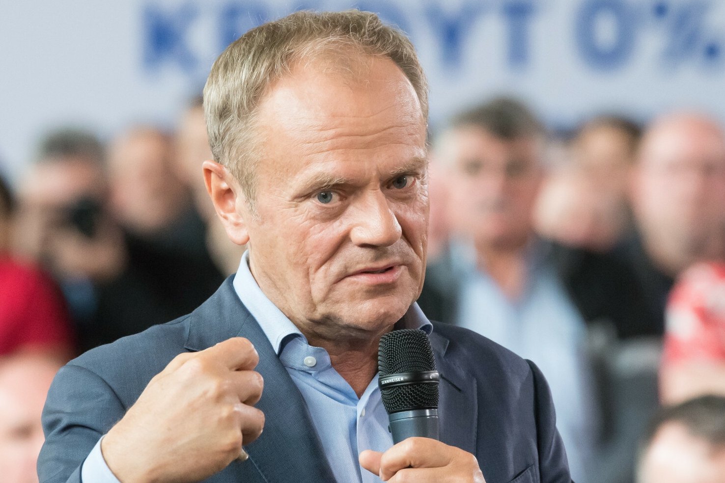 Lider PO Donald Tusk podczas jednego ze spotkań.