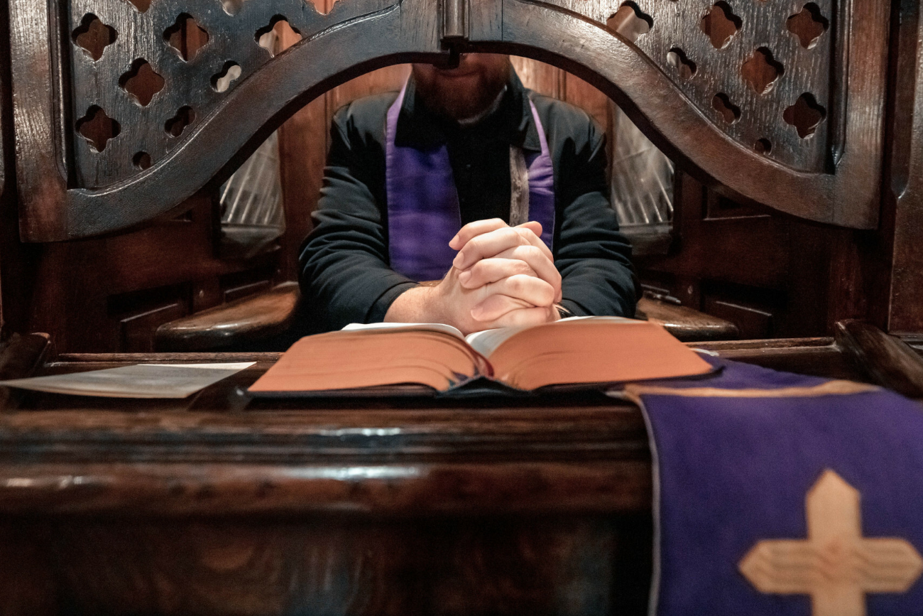 Proboszcz przed kolędą "sugeruje" parafianom konkretną kwotę. Tanio nie będzie