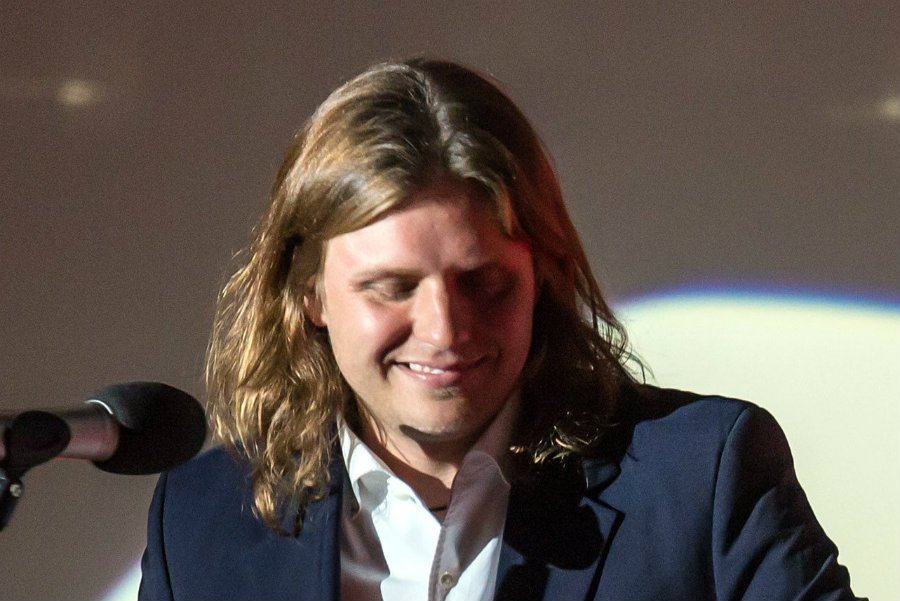 Rodzina Piotra Woźniaka wynajęła własnych ekspertów do poszukiwań biznesmena. We wtorek rozpoczęła się trzecia doba akcji na jeziorze Kisajno.