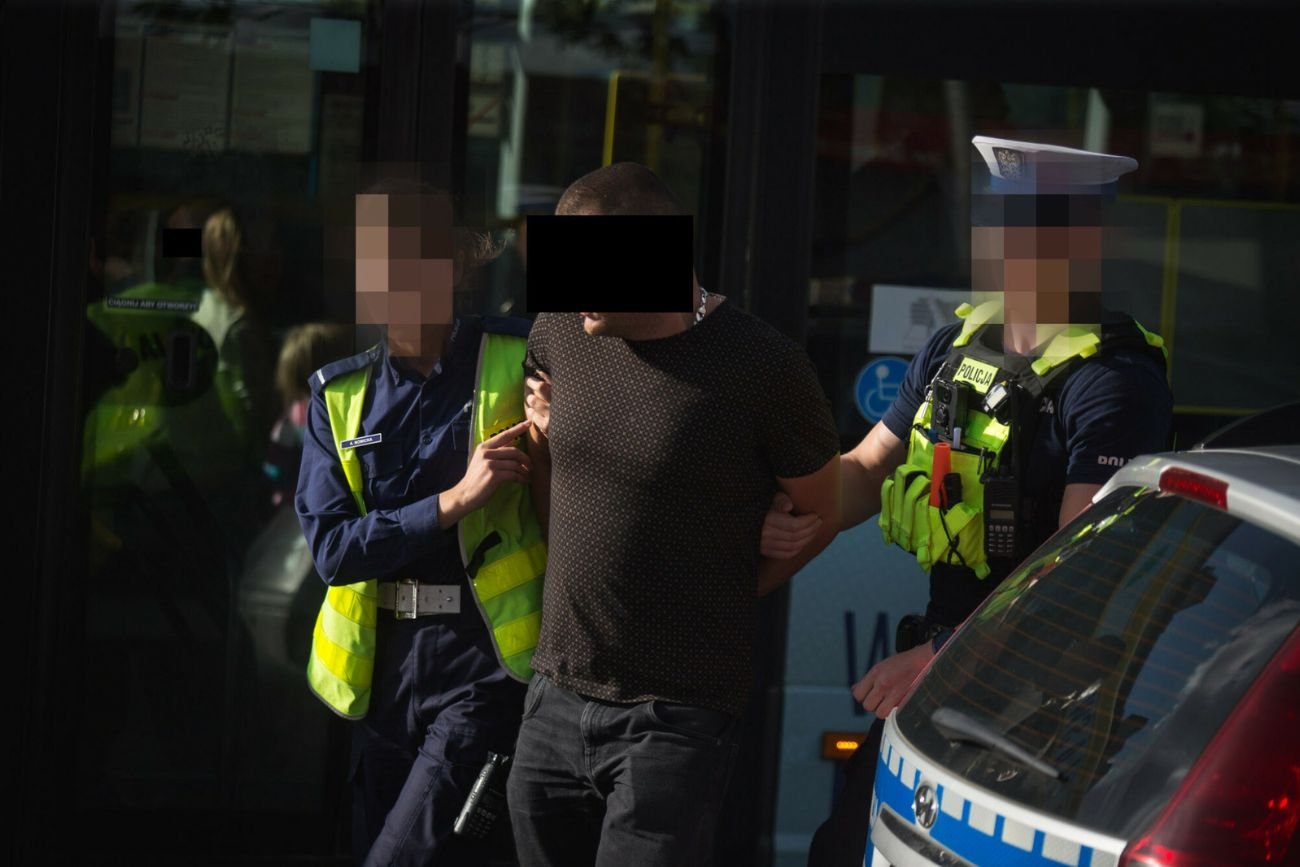 Kierowca w Słupsku wjechał w pieszych na chodniku. Wiemy, kiedy przesłuchanie. (Zdjęcie ilustracyjne 18.07.2023r.)