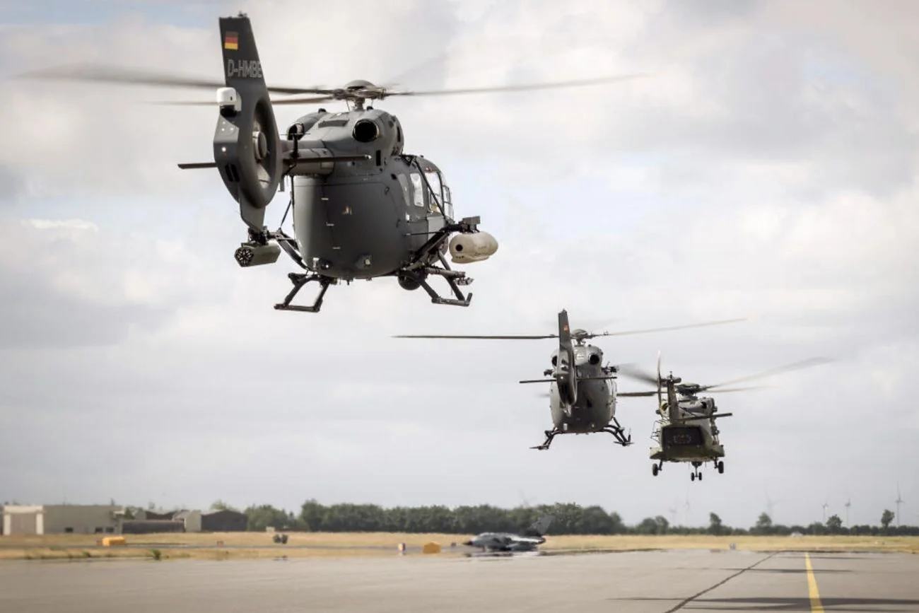 Śmigłowiec Bundeswehry spadł do rzeki. Dramatyczny wypadek w Saksonii Śmigłowiec Bundeswehry spadł do rzeki. Dramatyczny wypadek podczas lotu szkoleniowego