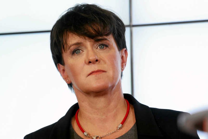 Joanna Kluzik-Rostkowska na konferencji prasowej przyznała, że metoda "jednego podręcznika" ma charakter incydentalny