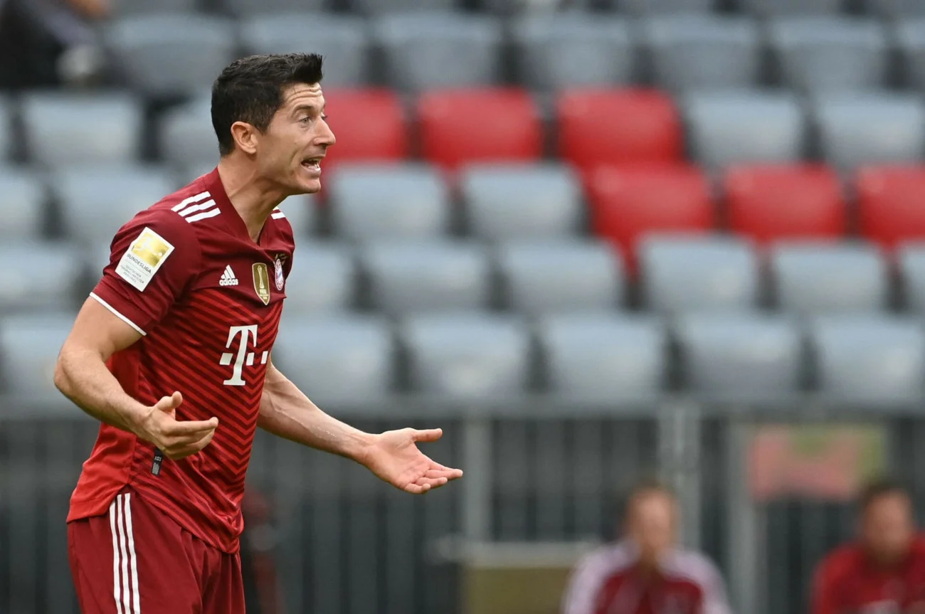 Robert Lewandowski ponownie tematem numer jeden w niemieckich mediach. Polak rozstanie się z Bayernem?