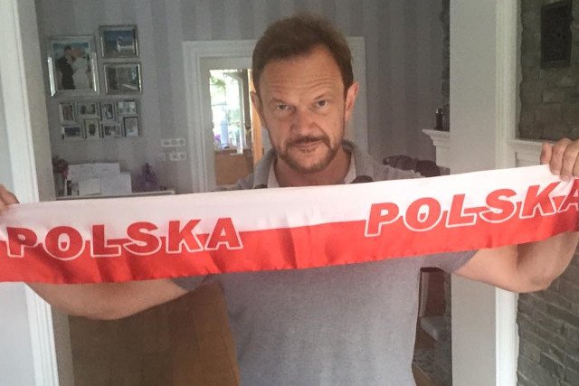 Cezary Pazura skomentował wybryki piłkarzy, nie wszystkim się to podoba.