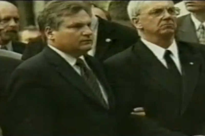 Leszek Miller przypomina Aleksandrowi Kwaśniewskiego wizytę w Charkowie, kiedy prezydent był pod wpływem alkoholu.