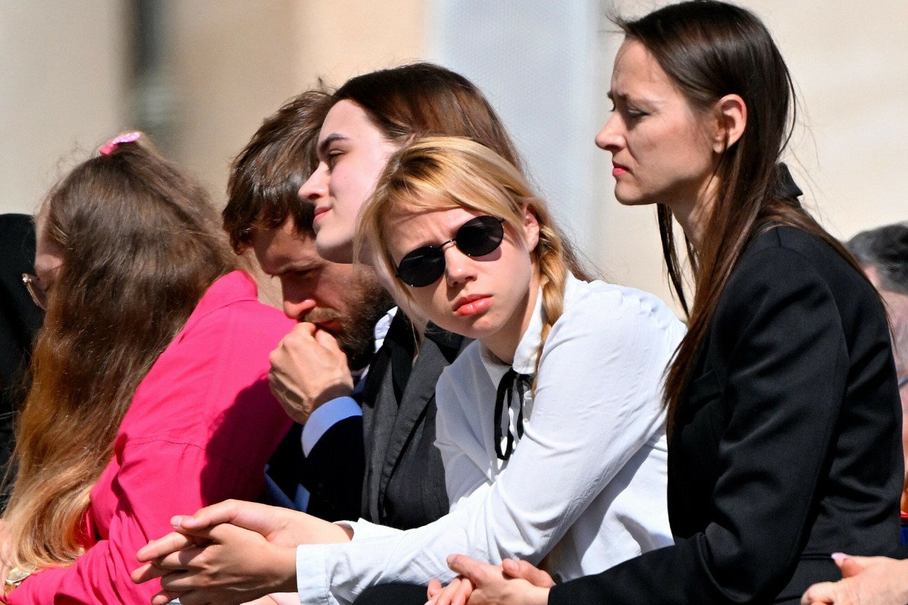 Papież spotkał się z żonami żołnierzy z pułku Azow.