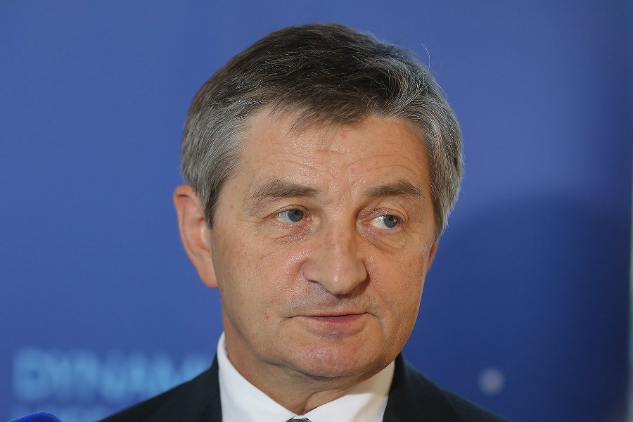 Ze strony CIS i Twittera Andrzeja Grzegrzółki znikają niewygodne informacje.