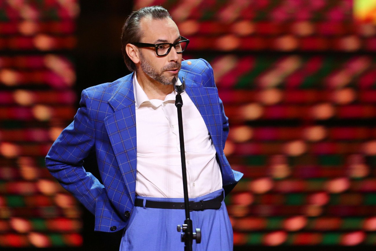 Neo-Nówka nie wystawiła dwóch skeczy przez interwencję nadawcy.