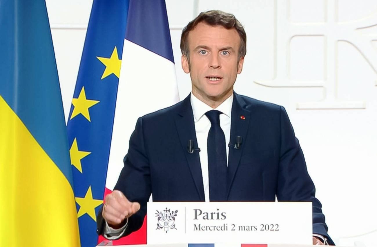 Prezydent Francji Emmanuel Macron kolejny raz szukał kontaktu z rosyjskim dyktatorem Władimirem Putinem