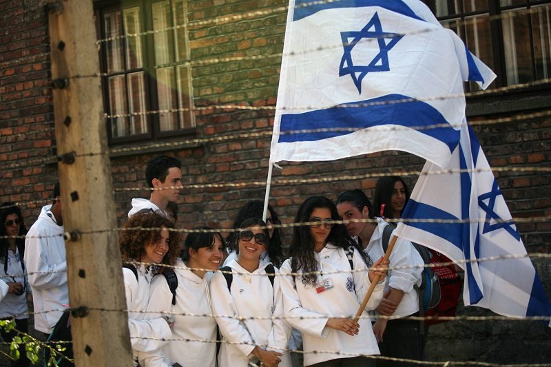 Wycieczki młodzieży izraelskiej do Polski budzą sporo kontrowersji
